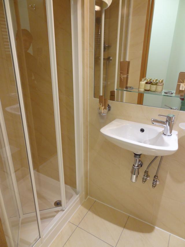 Flat Cartwright Gardens in Greater London