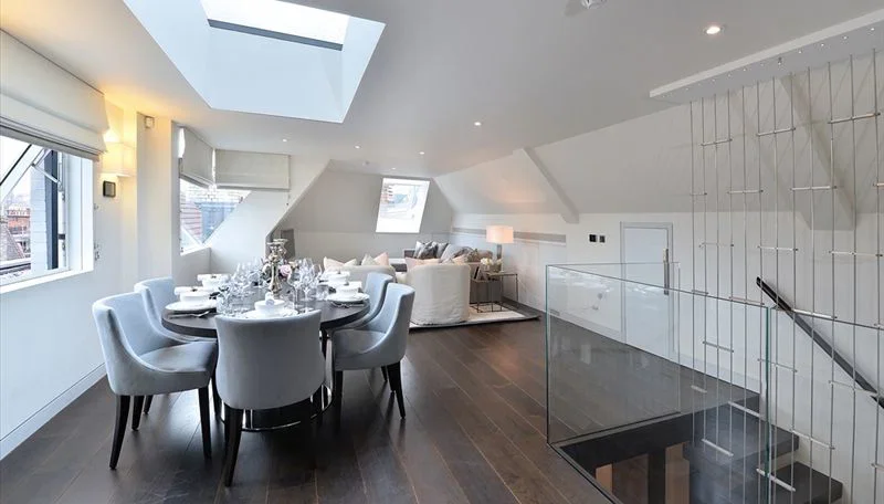 Flat Duke Street in City of Westminster
