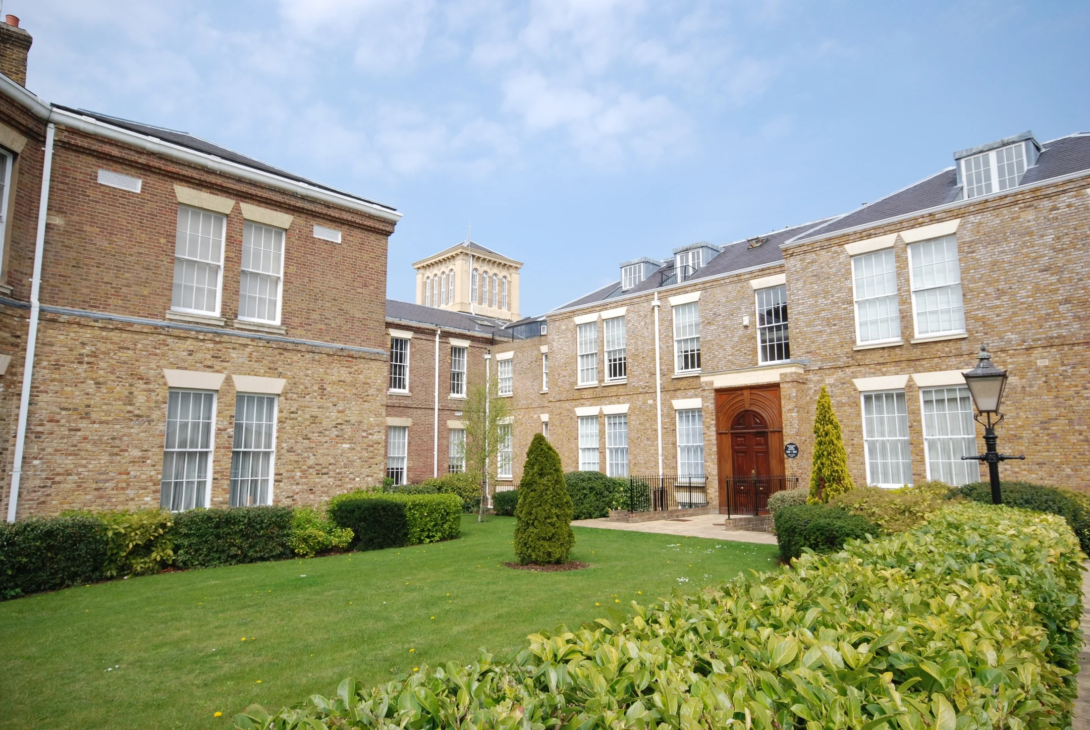 Flat Royal Drive in Greater London