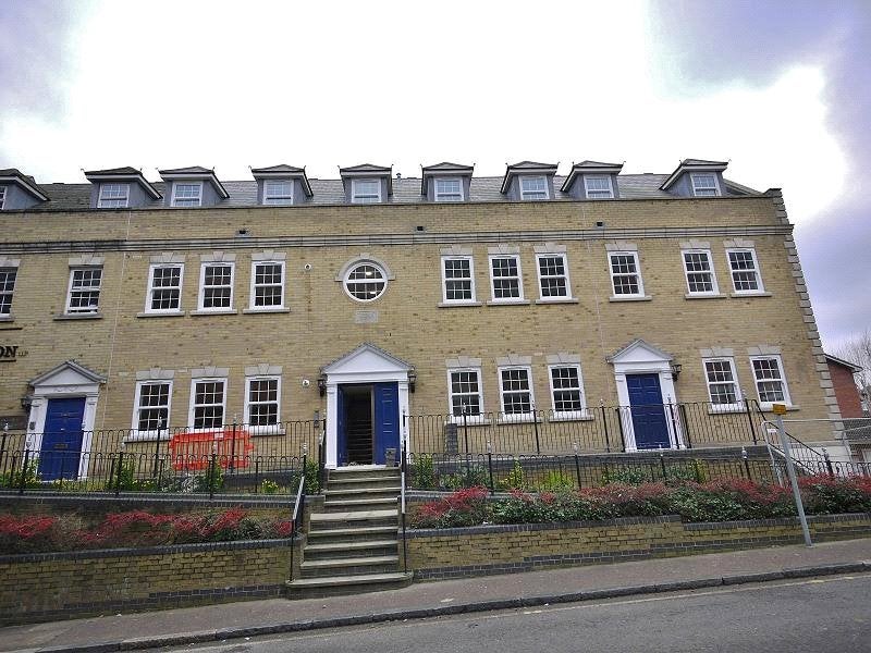 Flat Crown Street in Brentwood
