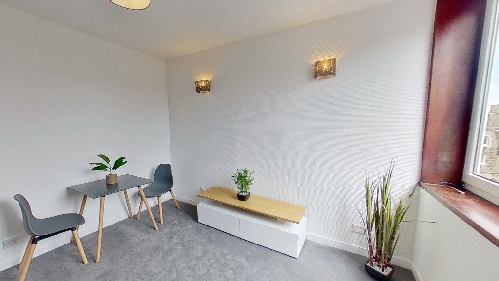 Flat Northfield Place in Aberdeen City