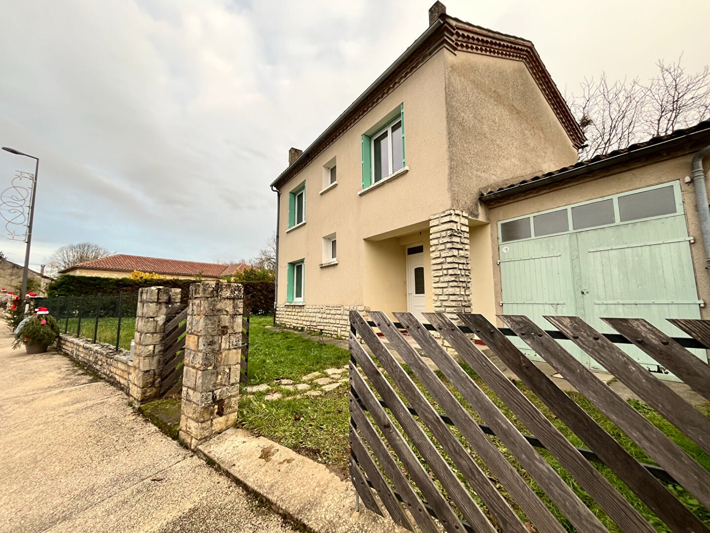 Maison Chemin des Combettes à Touzac
