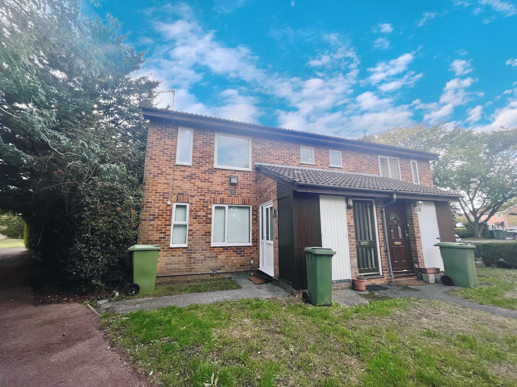Flat Yarrow Way in Fareham