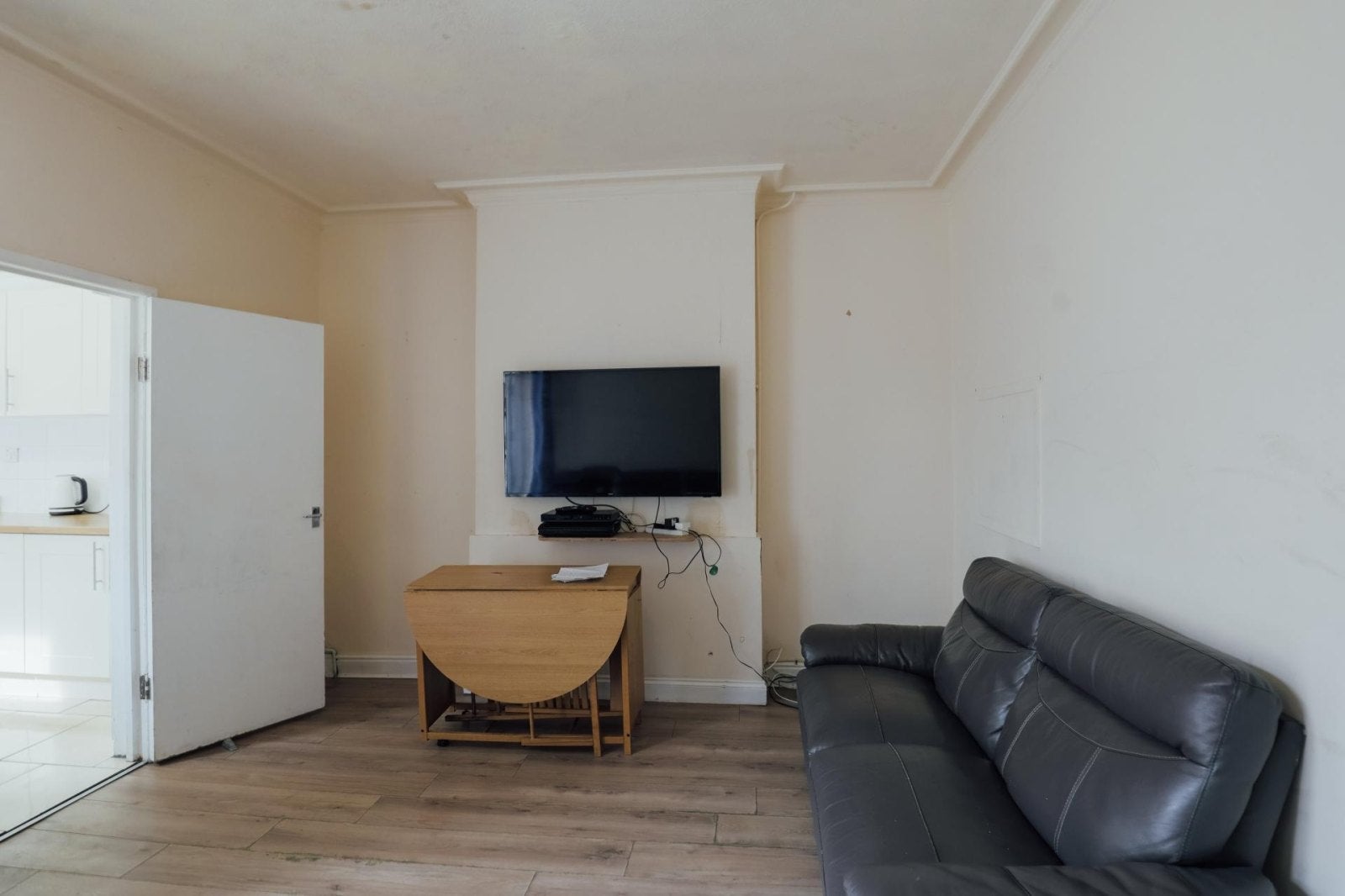 Room Carholme Road in Lincoln