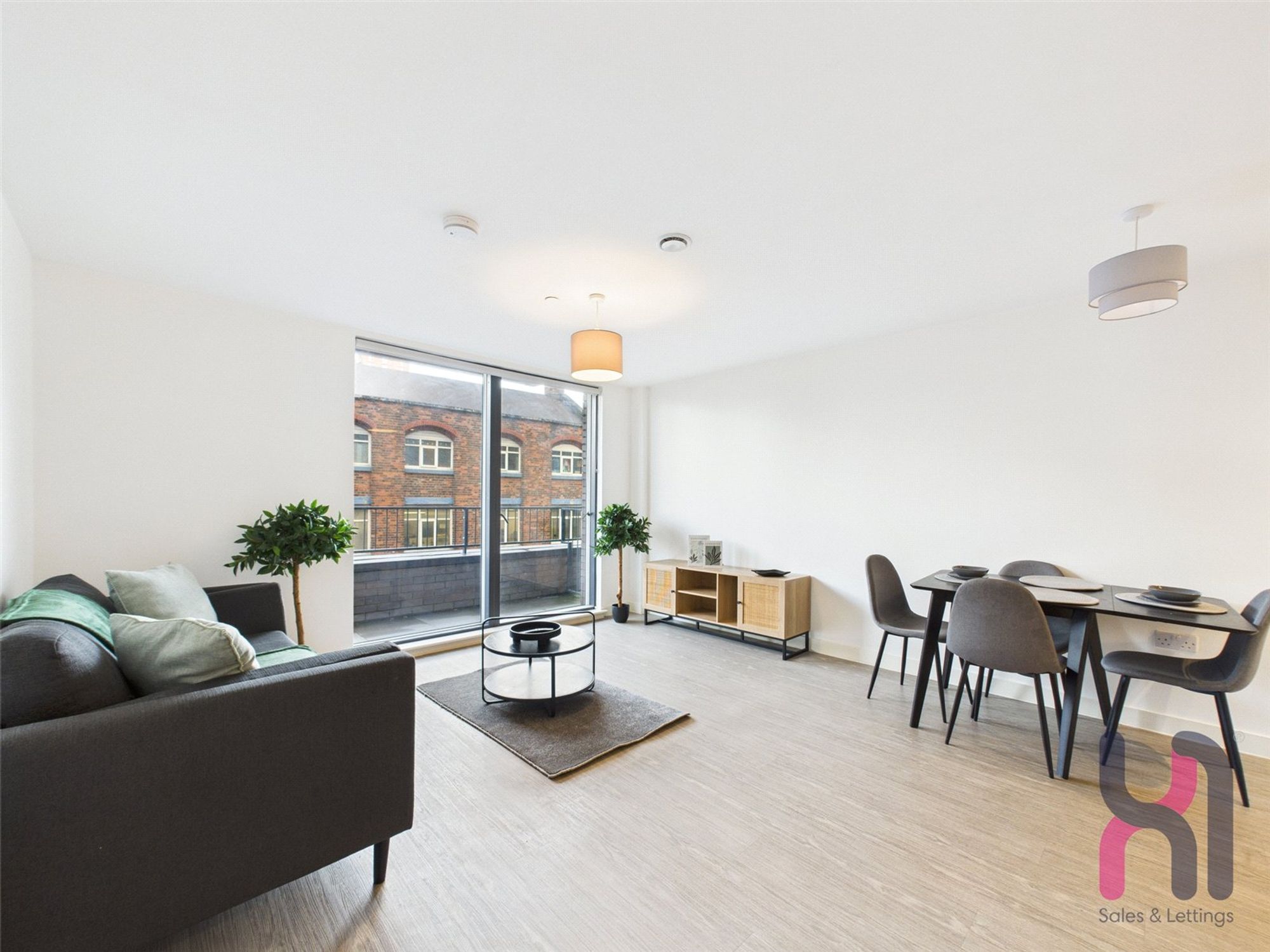 Flat Oldfield Road in Salford