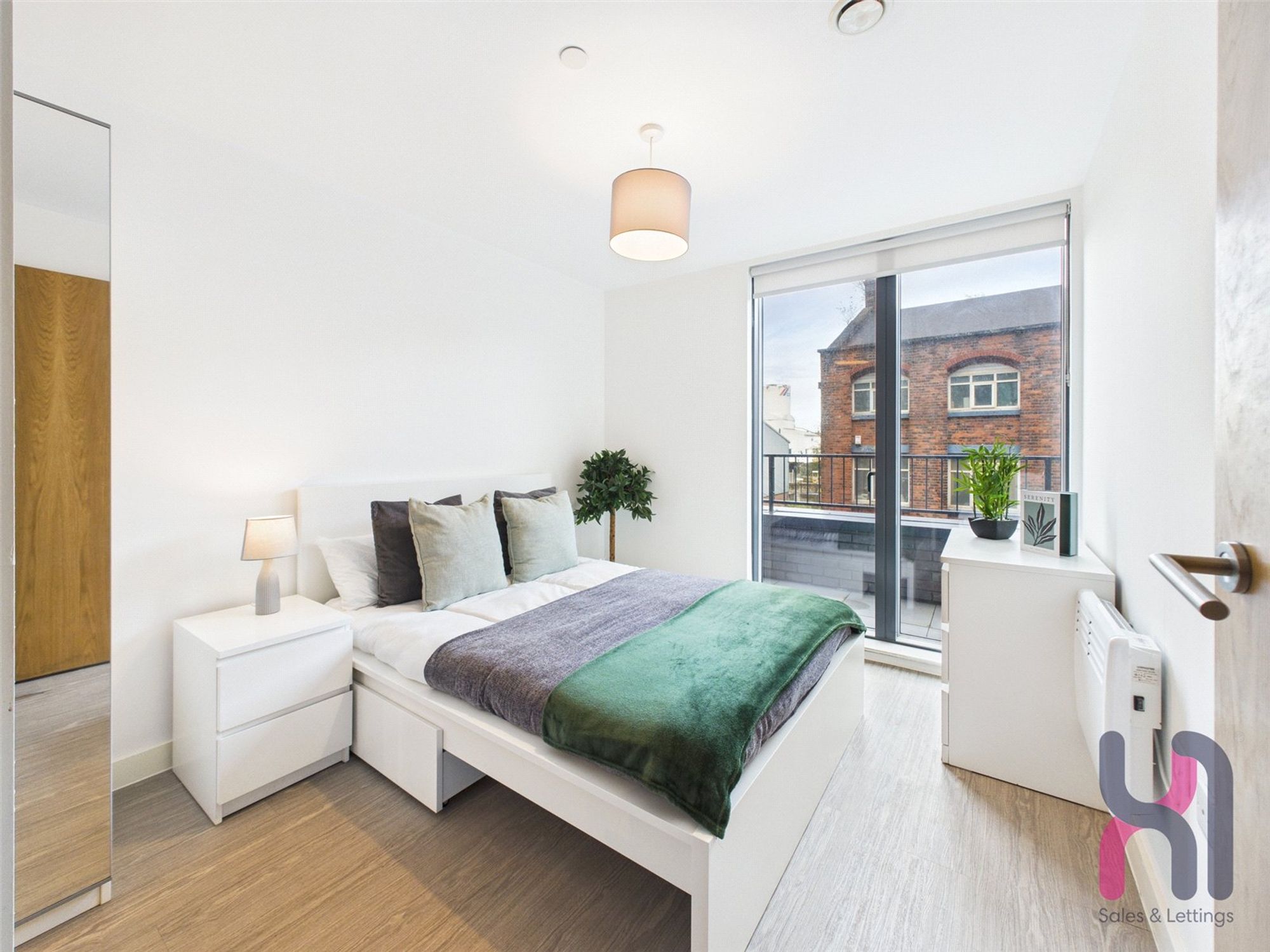 Flat Oldfield Road in Salford