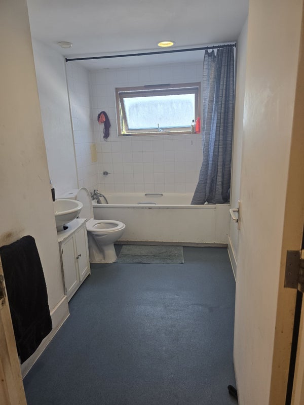 Room Perry Hill in Greater London