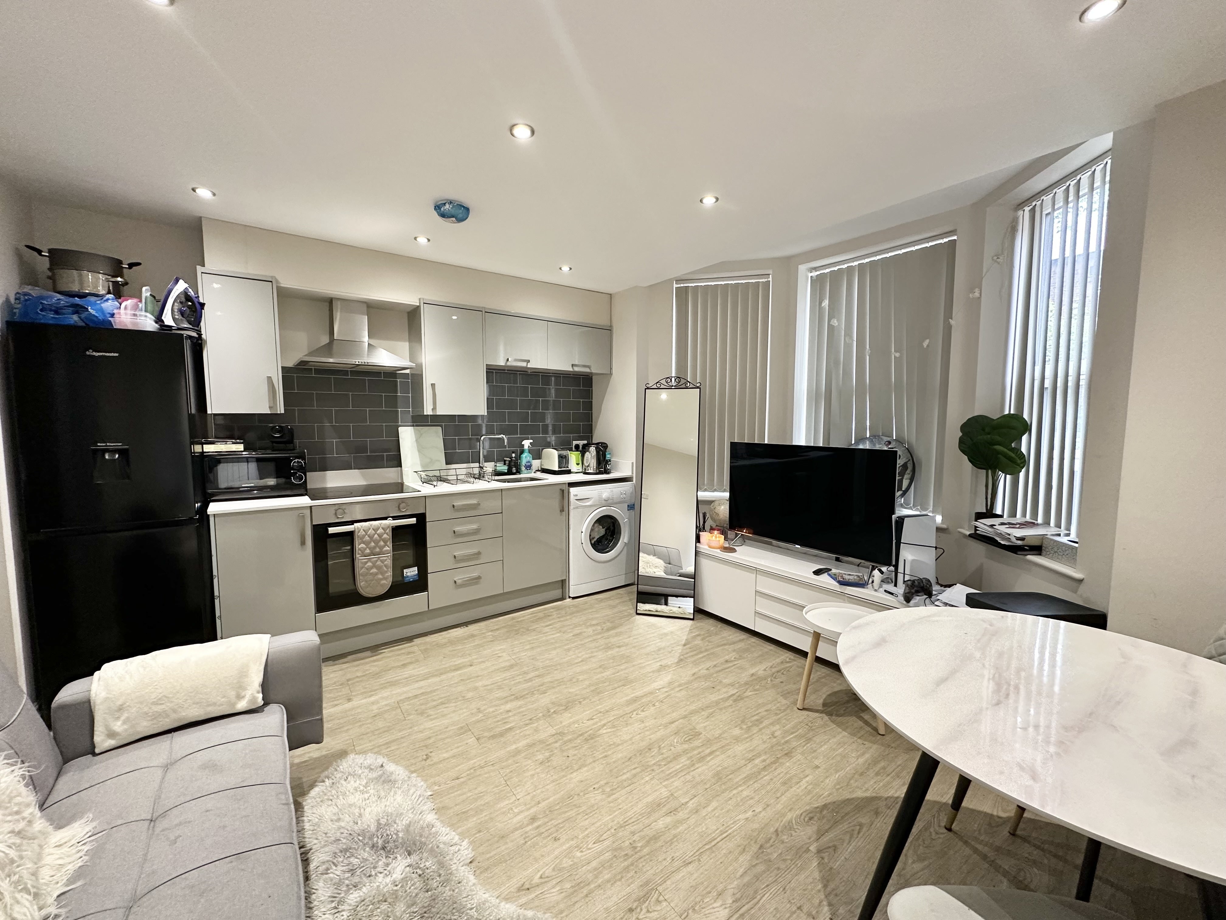 Flat Lismore Road in Sheffield