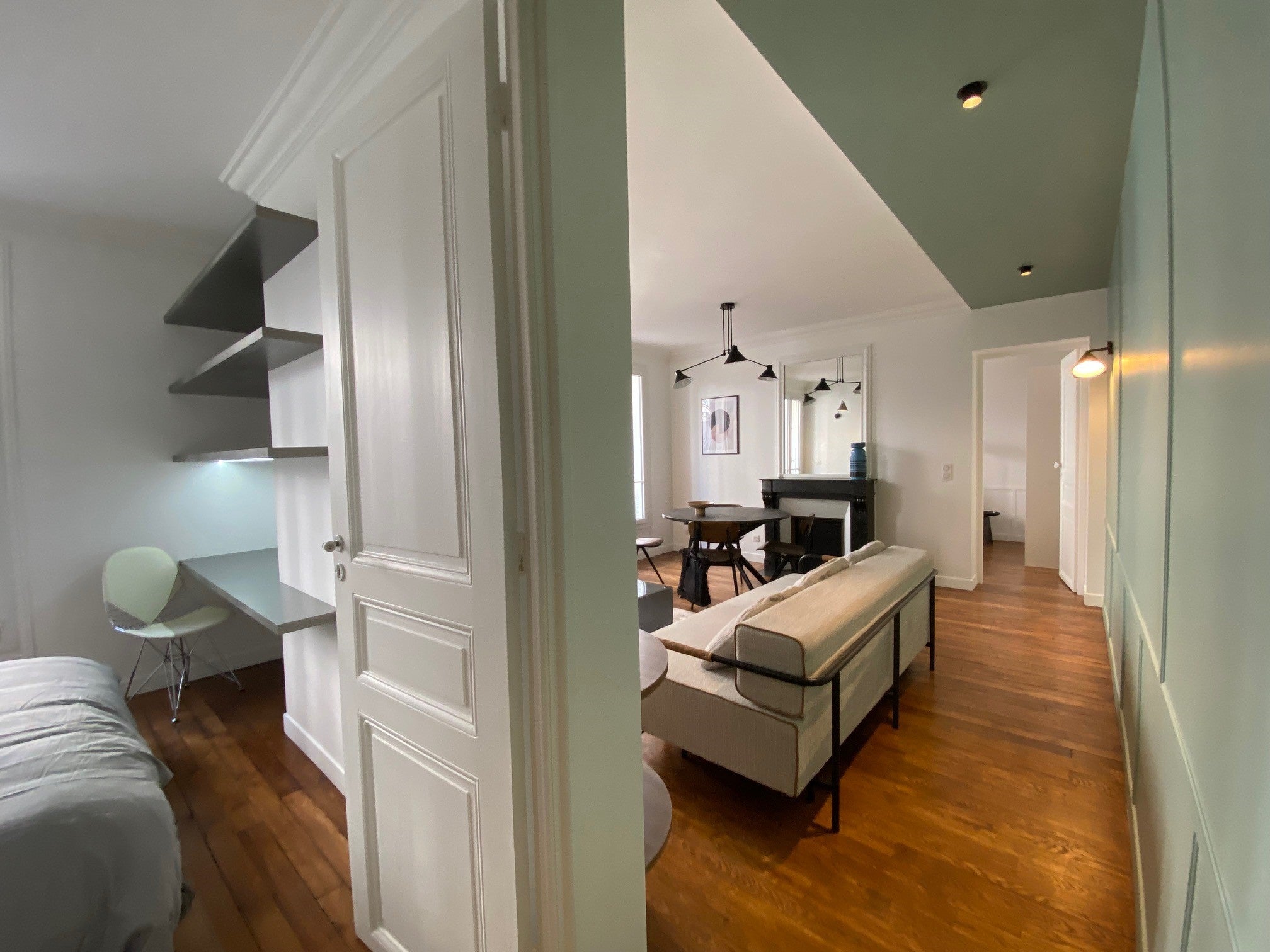 Flat Rue de Turin in Paris