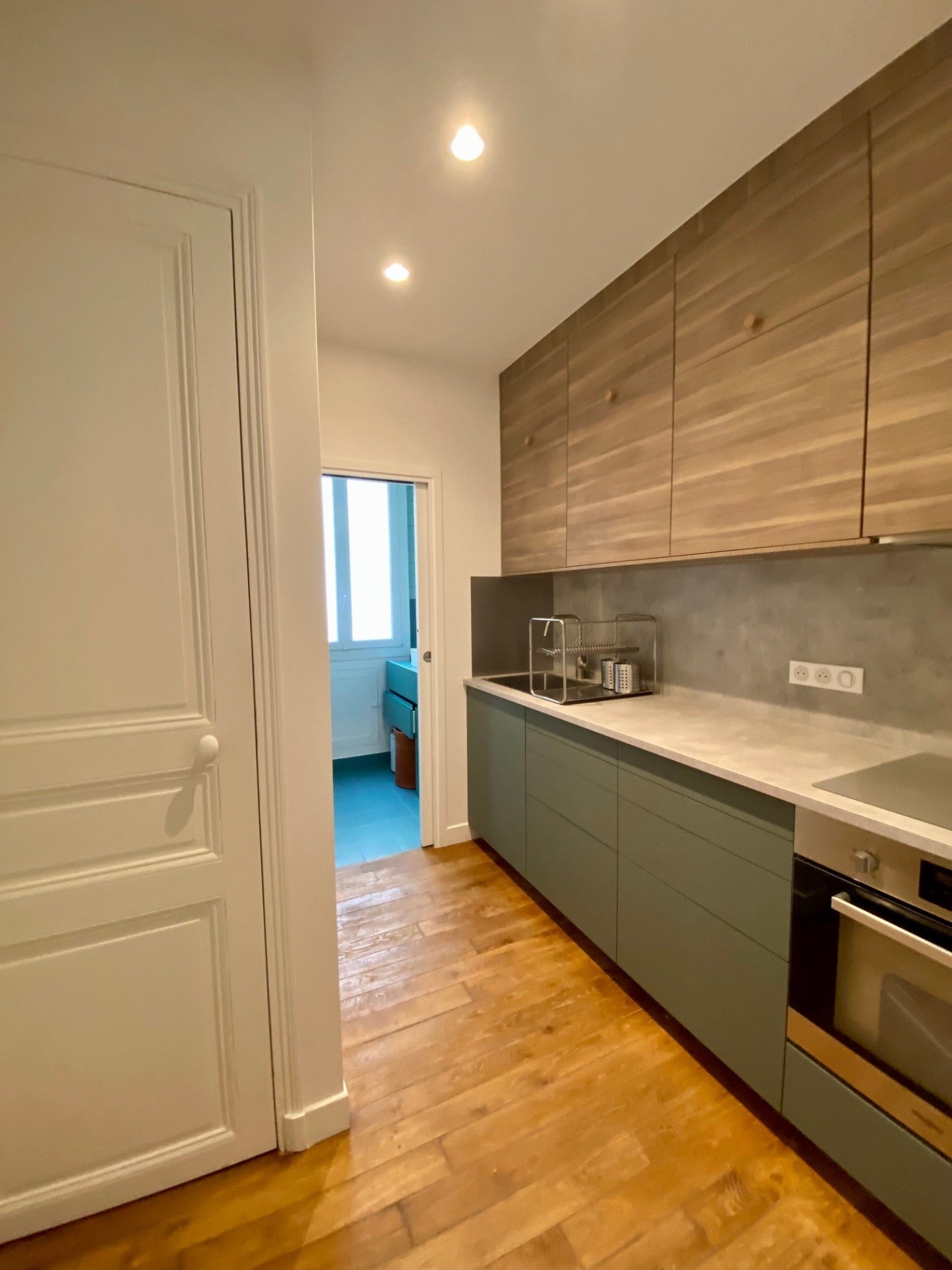Flat Rue de Turin in Paris