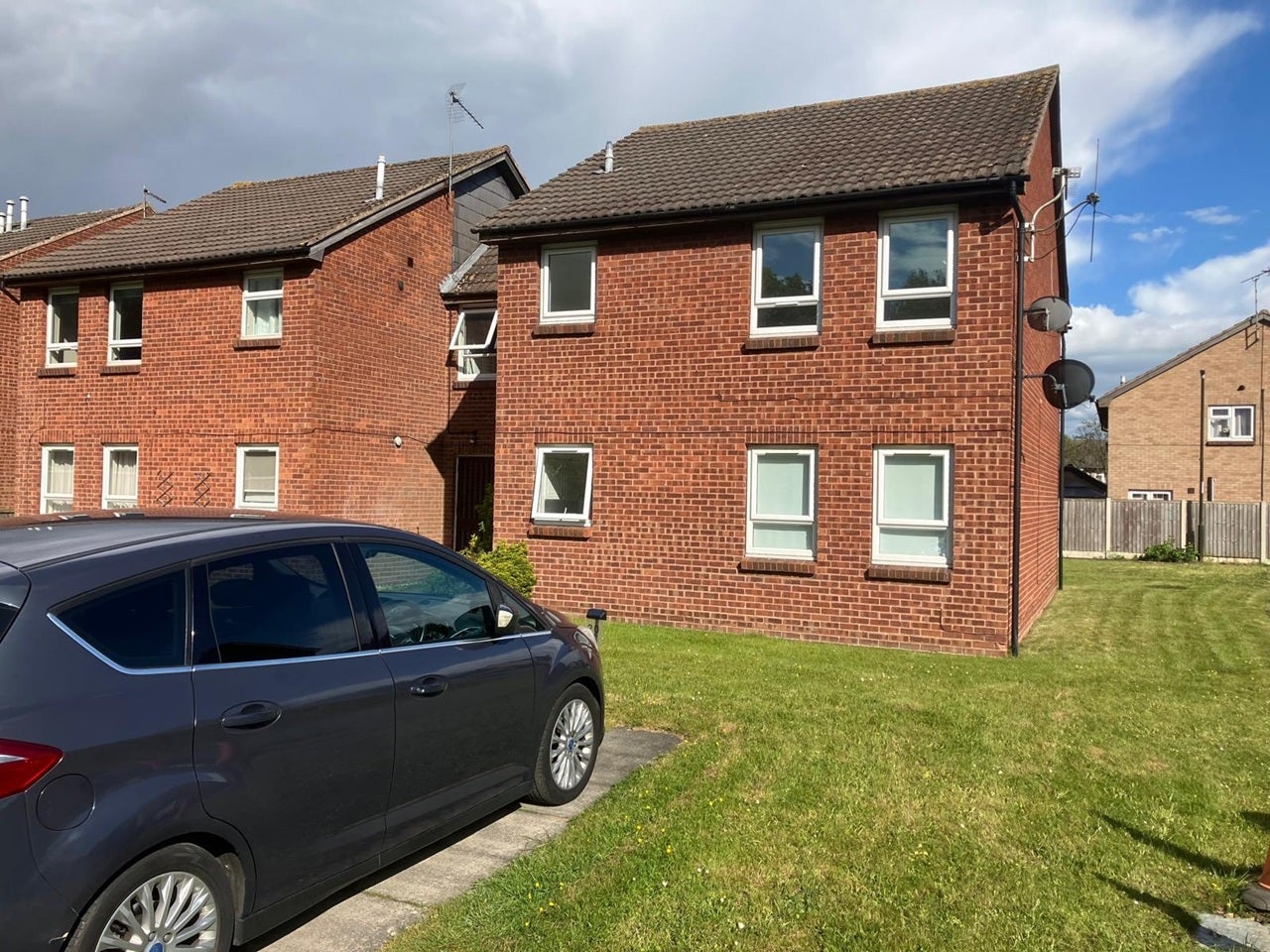 Flat Overdale Close in Nottingham