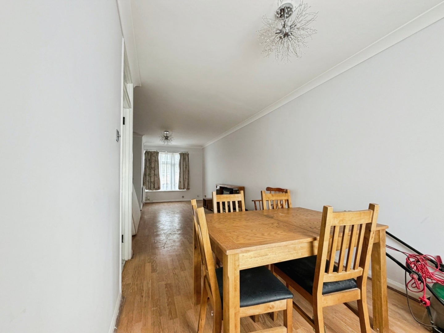 House Brompton Close in Greater London