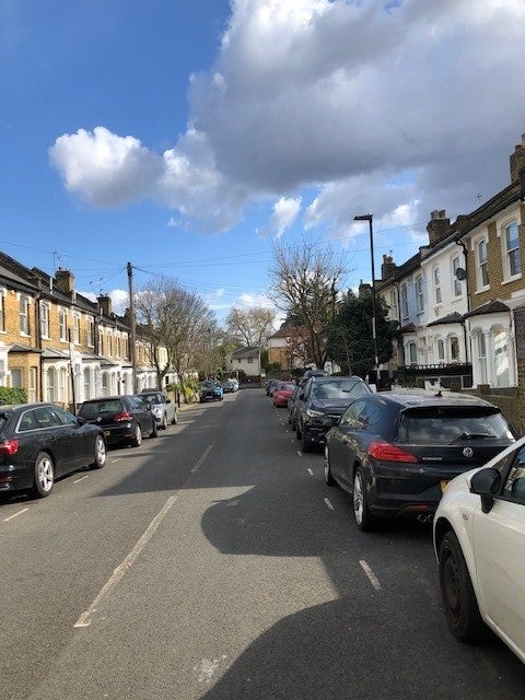House Bracey Street in Greater London