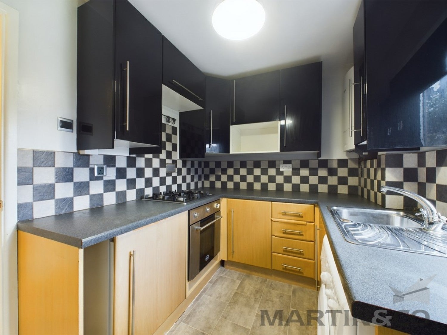 Flat Ridgmont Road in St Albans