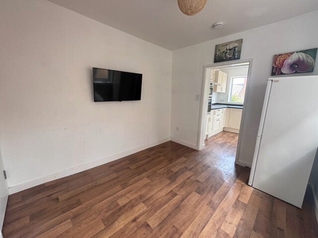 Room Shelley Street in Swindon