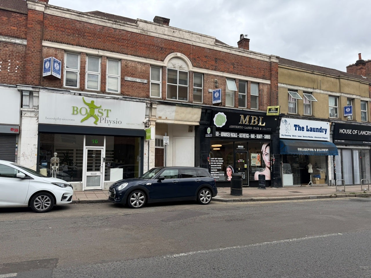 Flat Parson Street in Greater London
