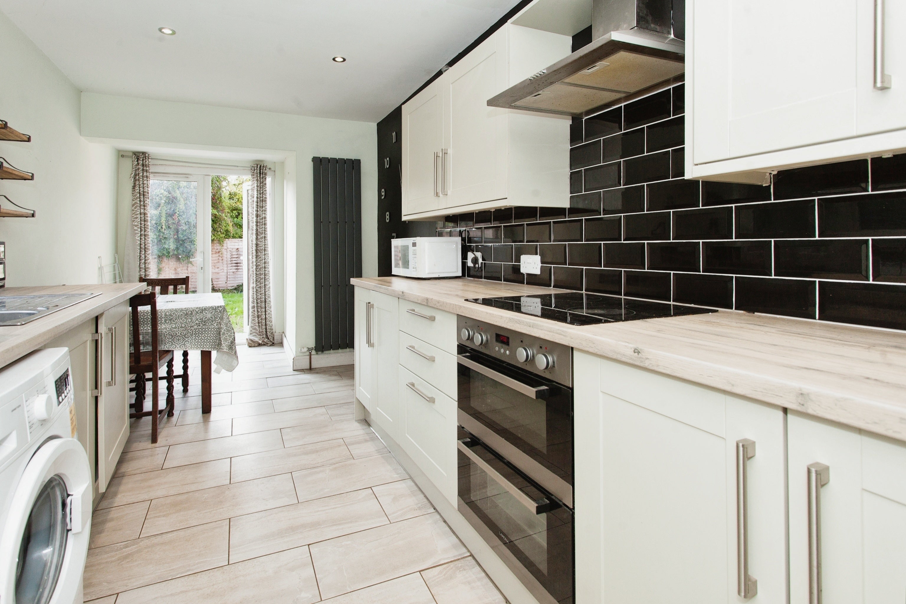 House Earith Road in South Cambridgeshire