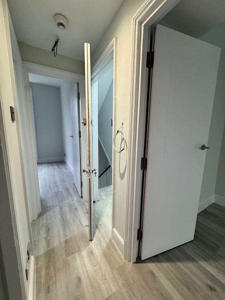 Room Remington Street in Greater London