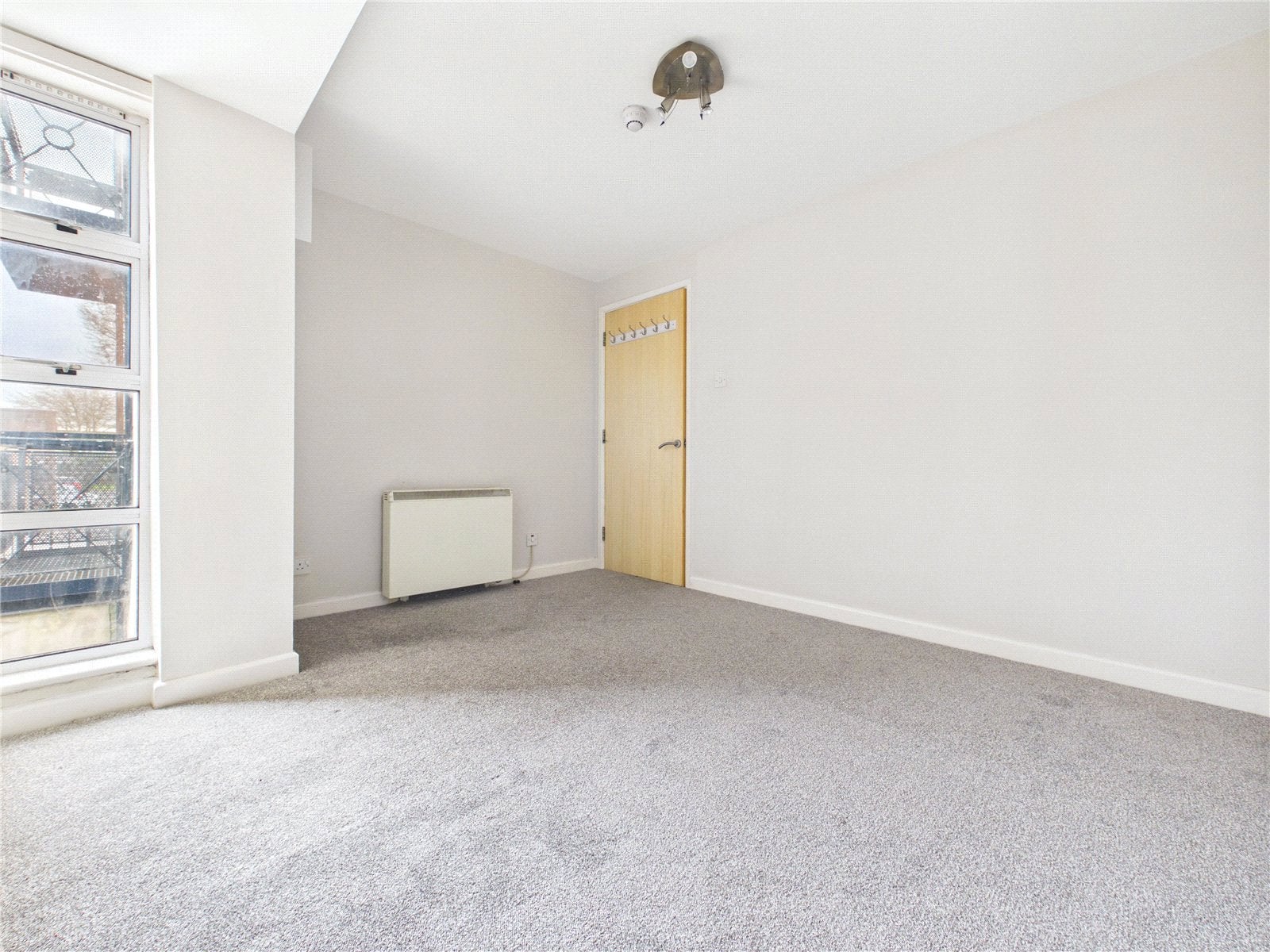 Flat Avonvale Road in Bristol