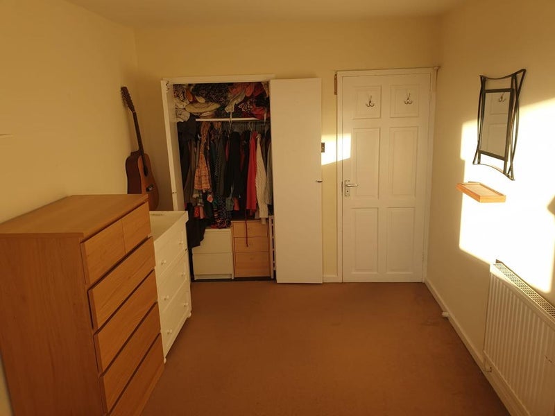 Room Fontley Way in Greater London