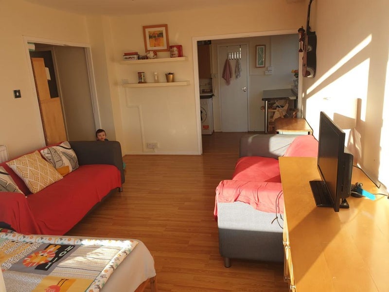 Room Fontley Way in Greater London
