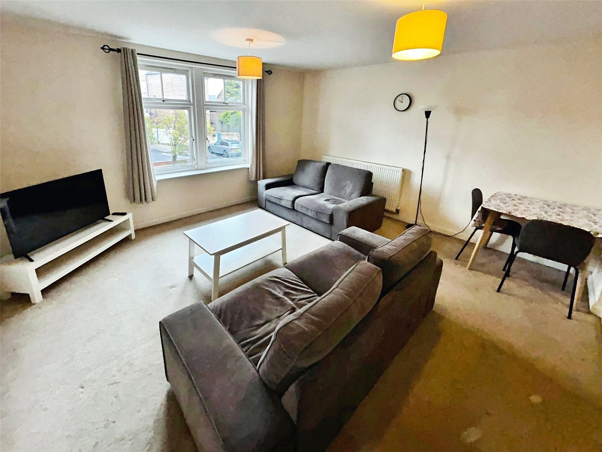 Flat Monument Court in Durham