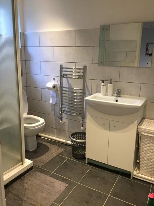 Room Braywick Road in Maidenhead