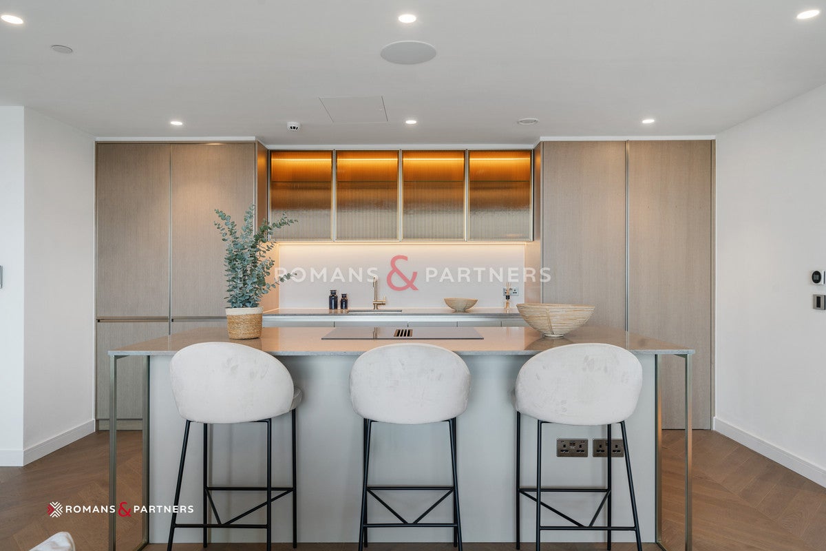Flat Minories in City of London