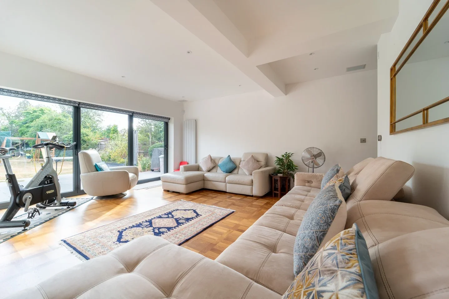 House Swakeleys Drive in Greater London
