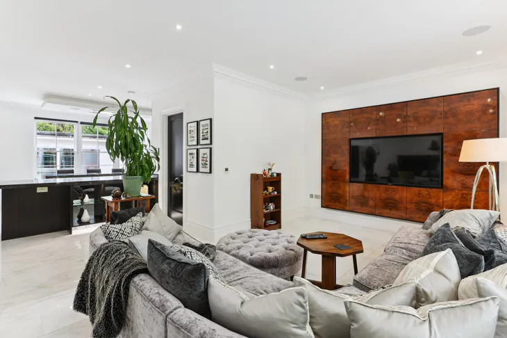 House Percival Close in Elmbridge