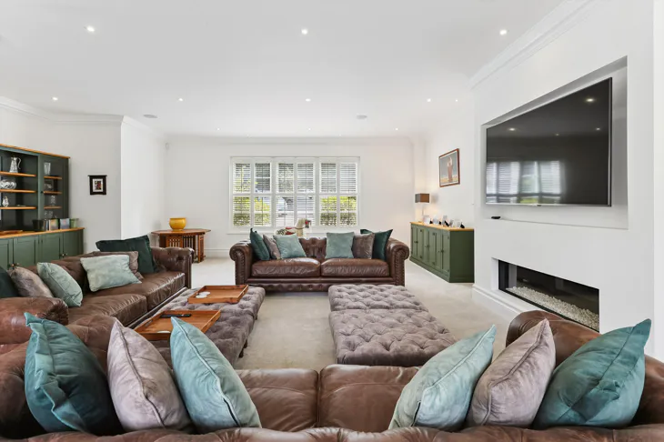 House Percival Close in Elmbridge