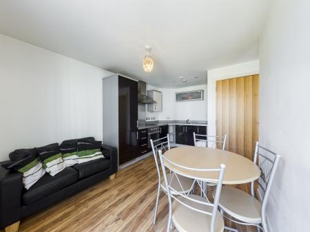 Flat Bromsgrove Street in Birmingham