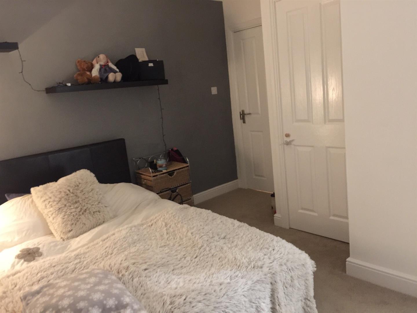 Room Devizes Road in Salisbury