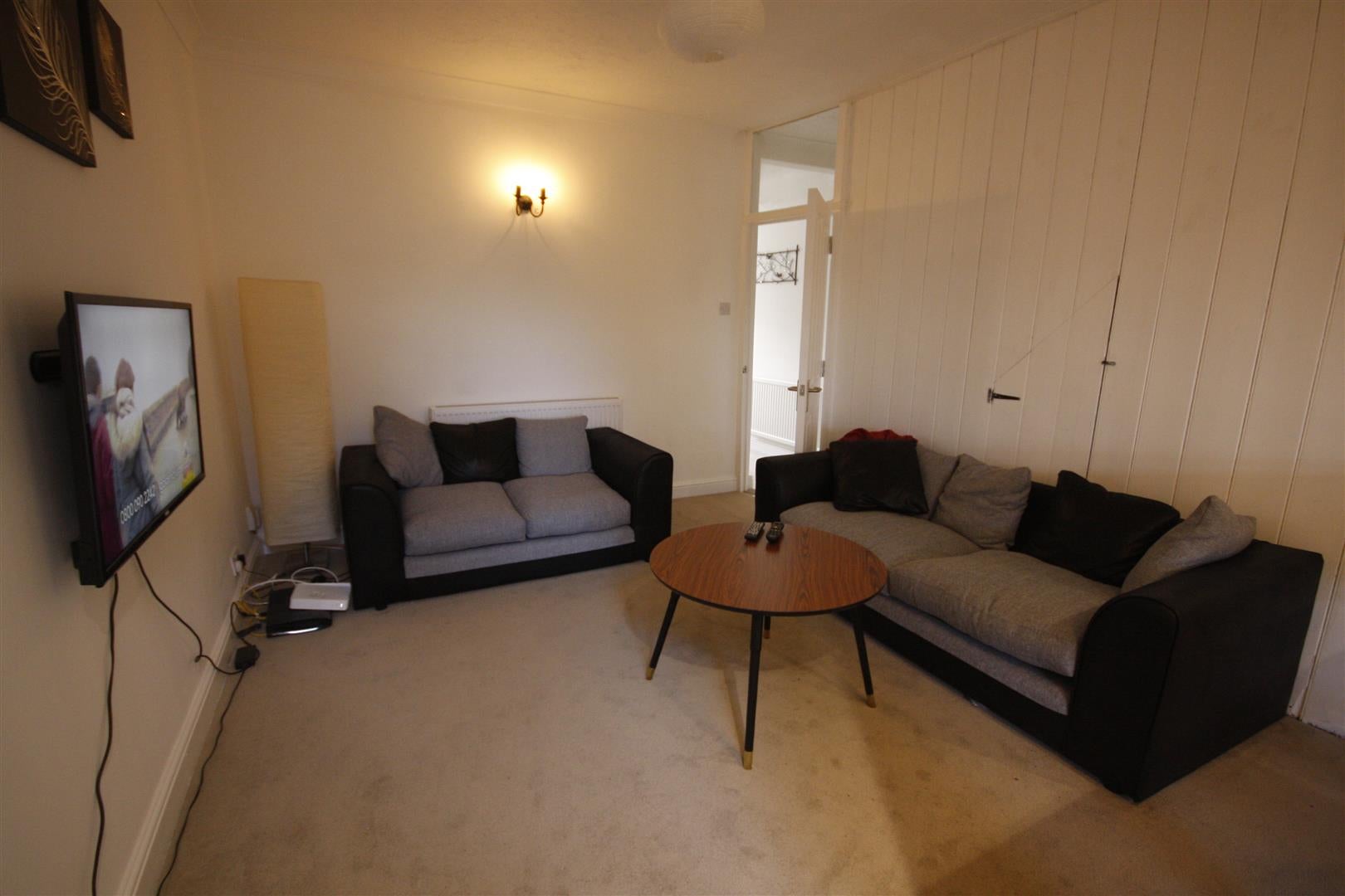 Room Devizes Road in Salisbury
