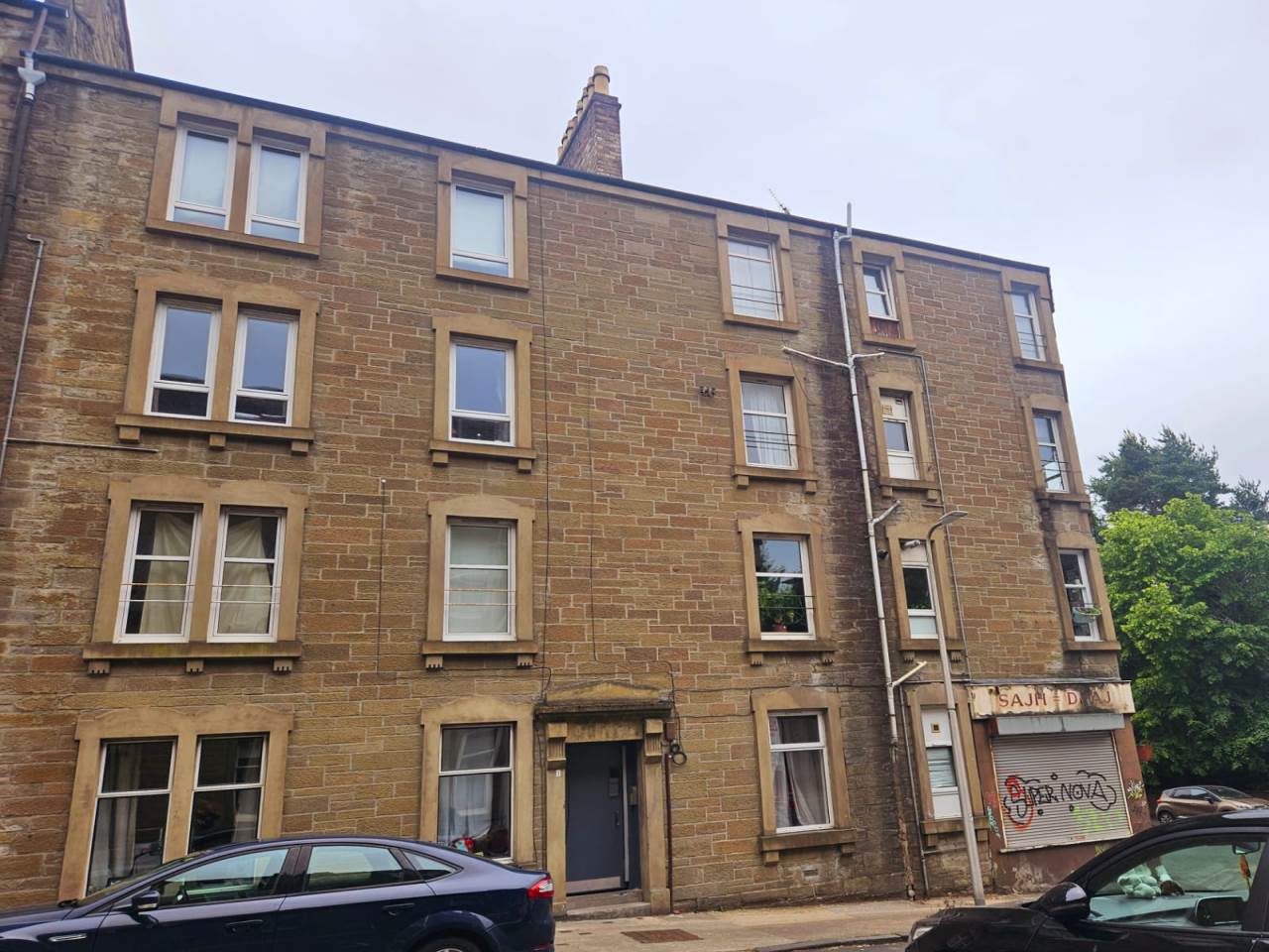 House Sibbald Street in Dundee