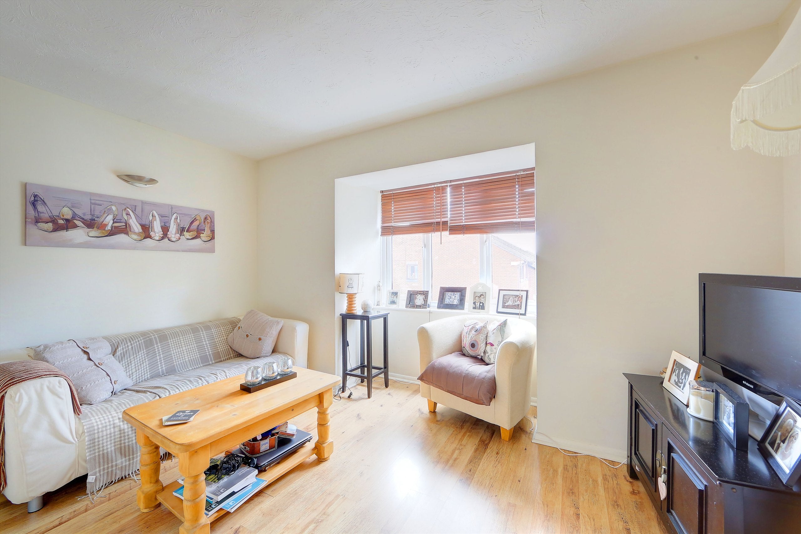 Flat Limetree Walk in Greater London