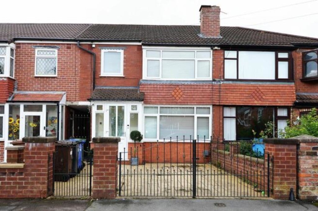 House Holyoake Street in Tameside