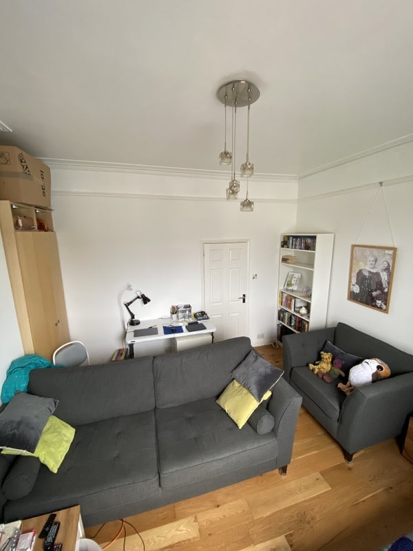 Flat Dunstan's Road in Greater London