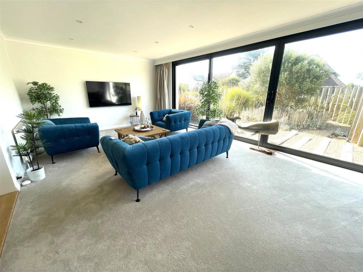 House Tamarisk Way in Arun