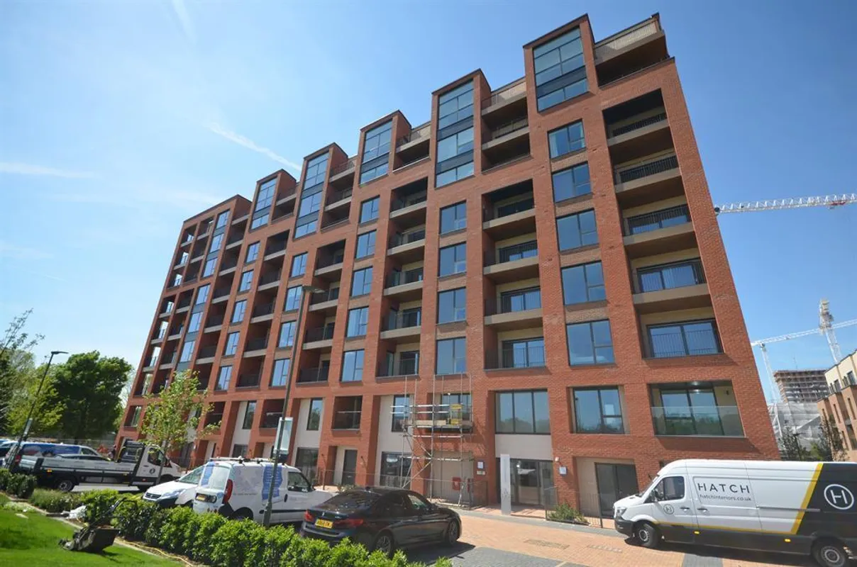 Flat Thonrey Close in Greater London