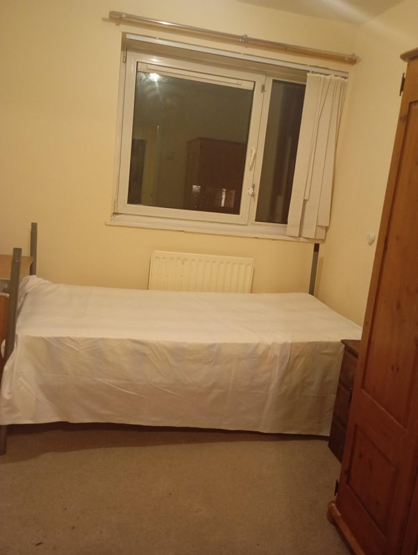 Room Bessborough Road in Greater London
