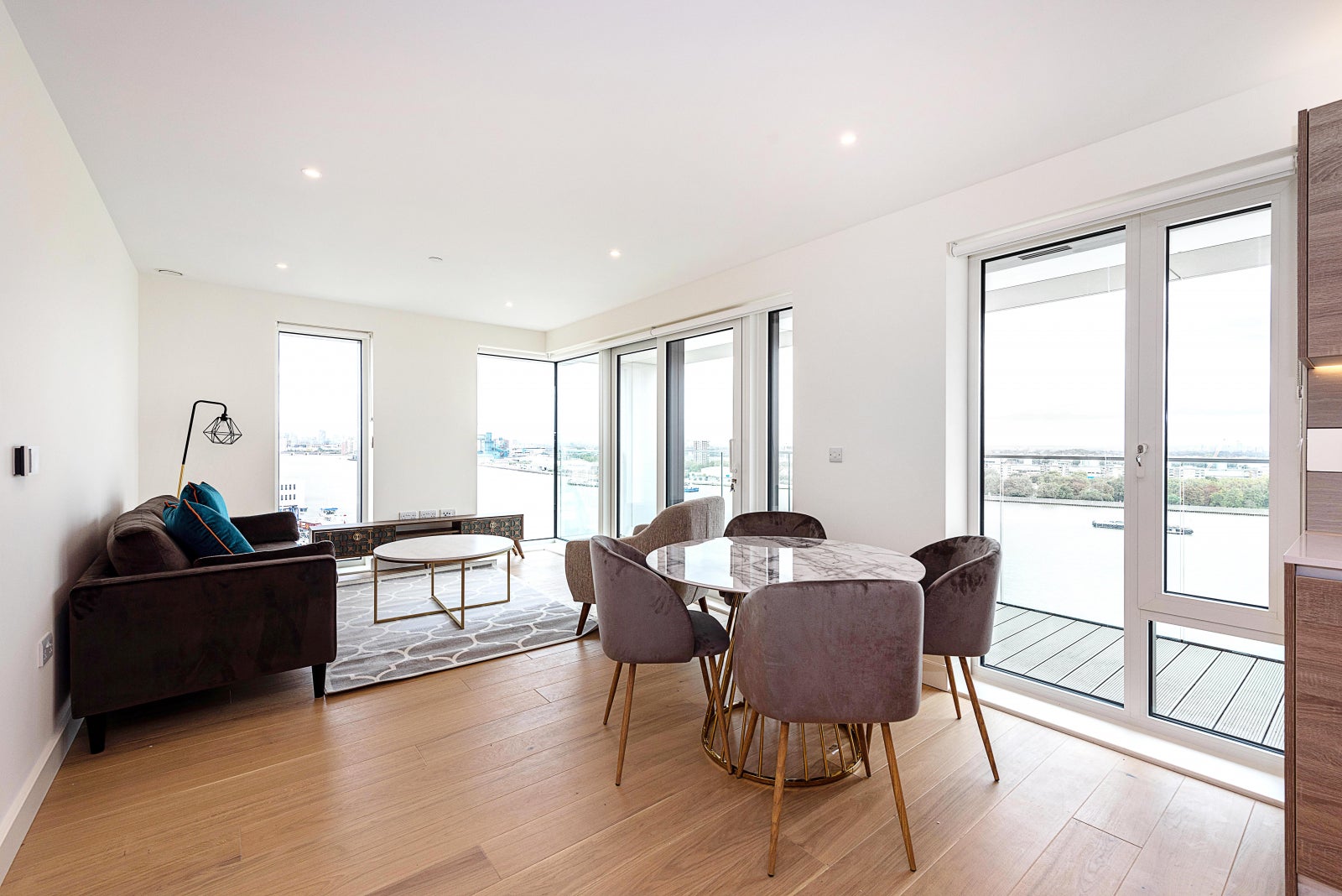 Flat Duke of Wellington Avenue in Greater London
