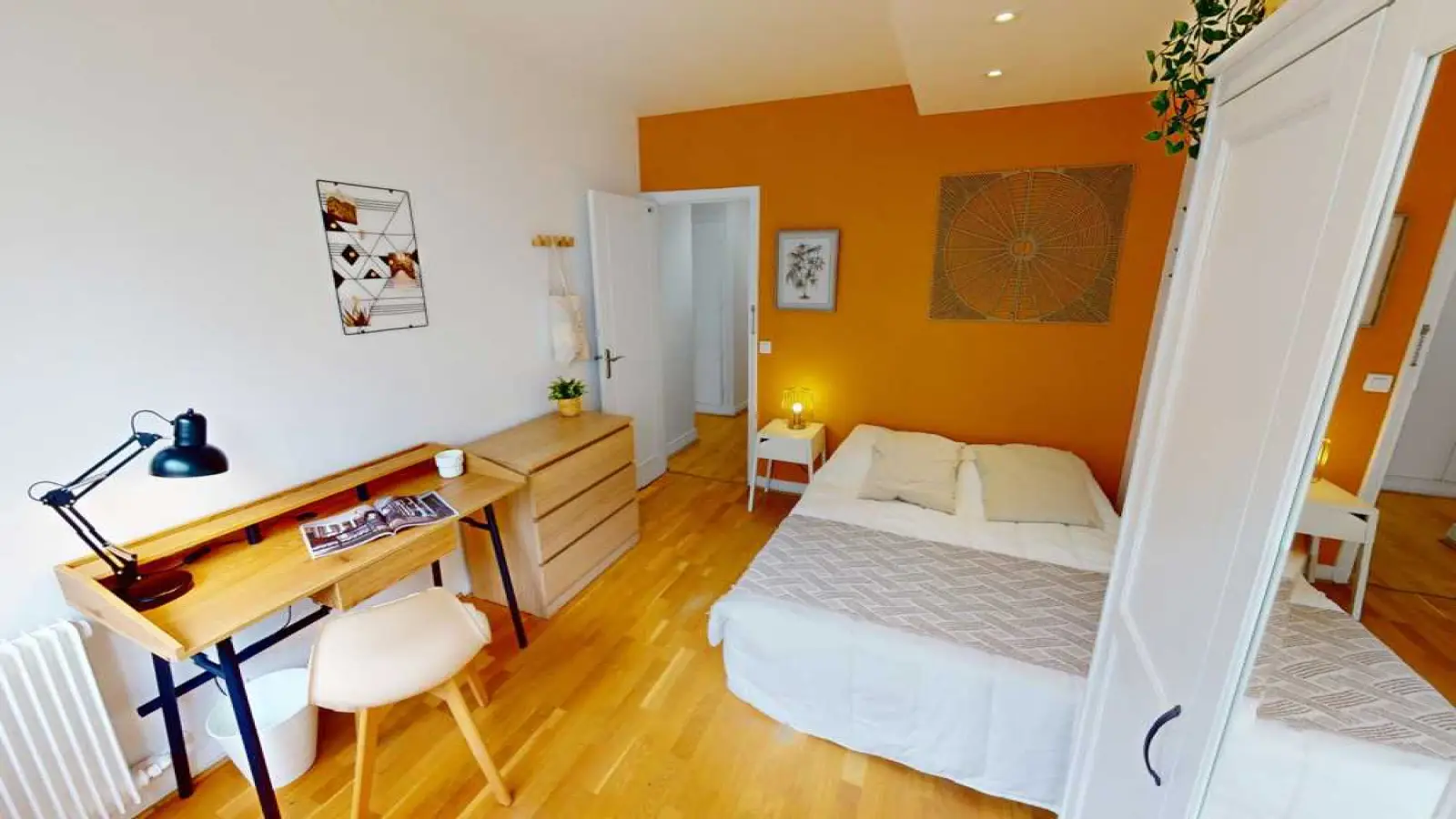 Flat Boulevard Gouvion-Saint-Cyr in Paris