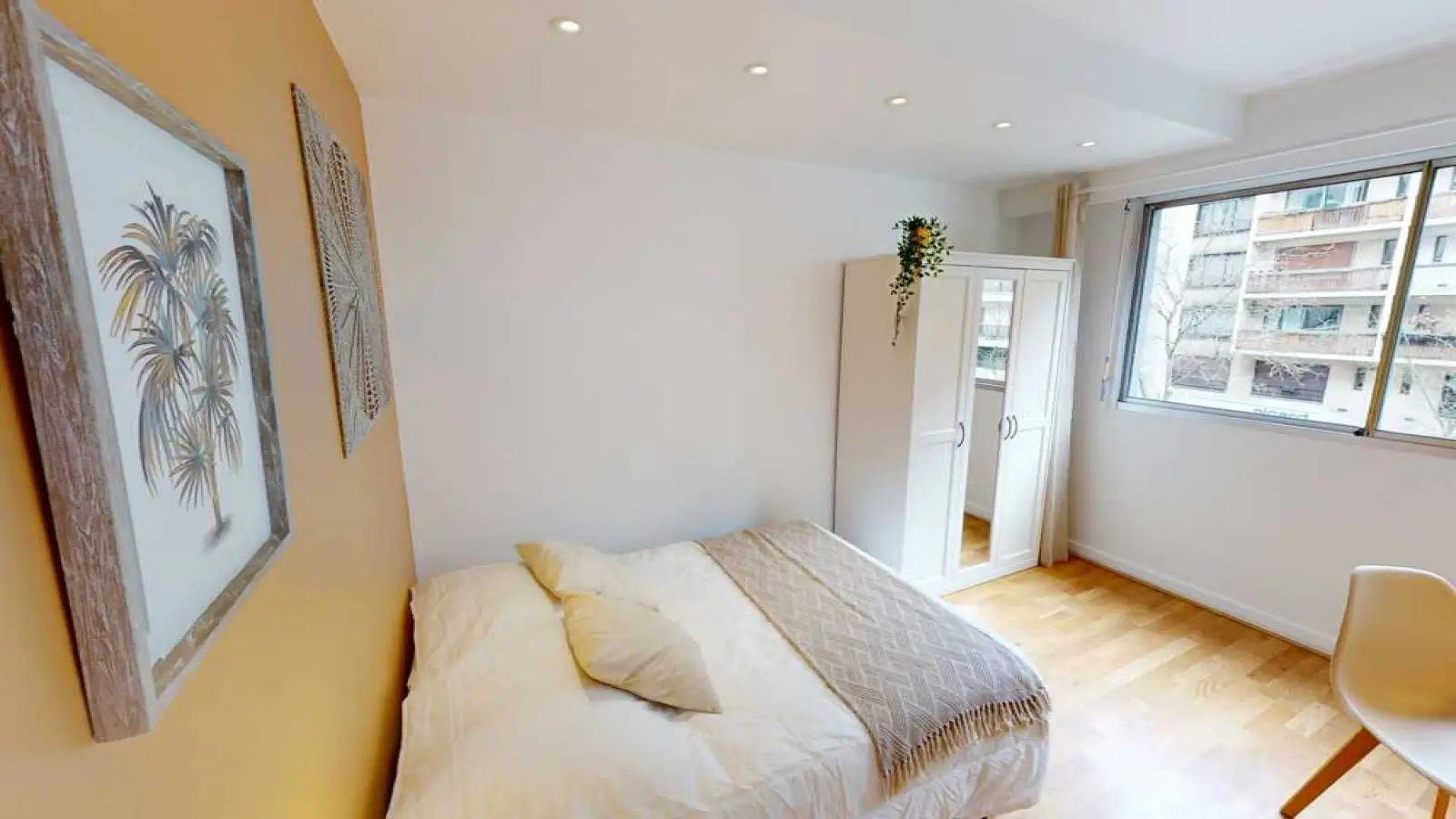Flat Boulevard Gouvion-Saint-Cyr in Paris