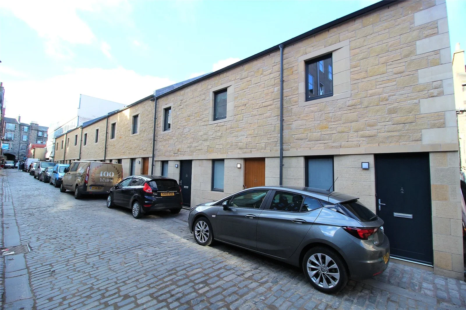 House Broughton Street Lane in City of Edinburgh