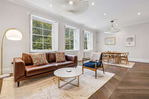 Flat Westbourne Terrace in City of Westminster
