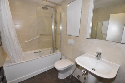 Flat Charlton Road in Greater London
