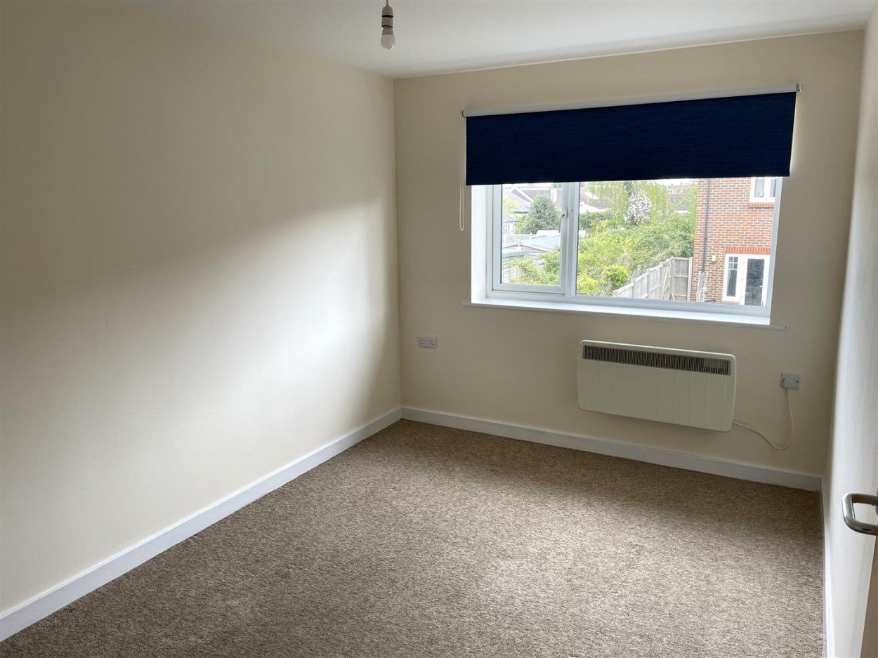Flat Manning Road in Arun