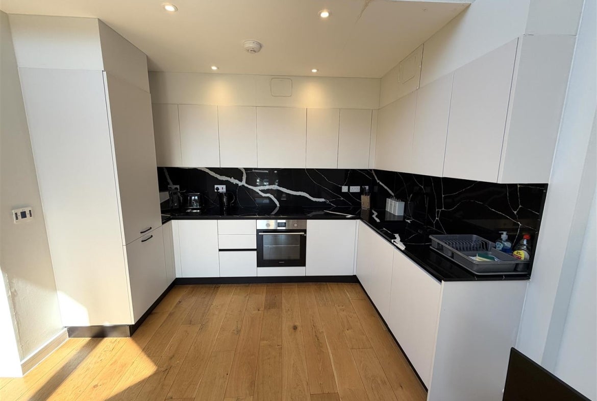 Flat Eastwood Road in Rayleigh