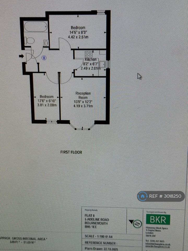 Flat Adeline Road in Bournemouth